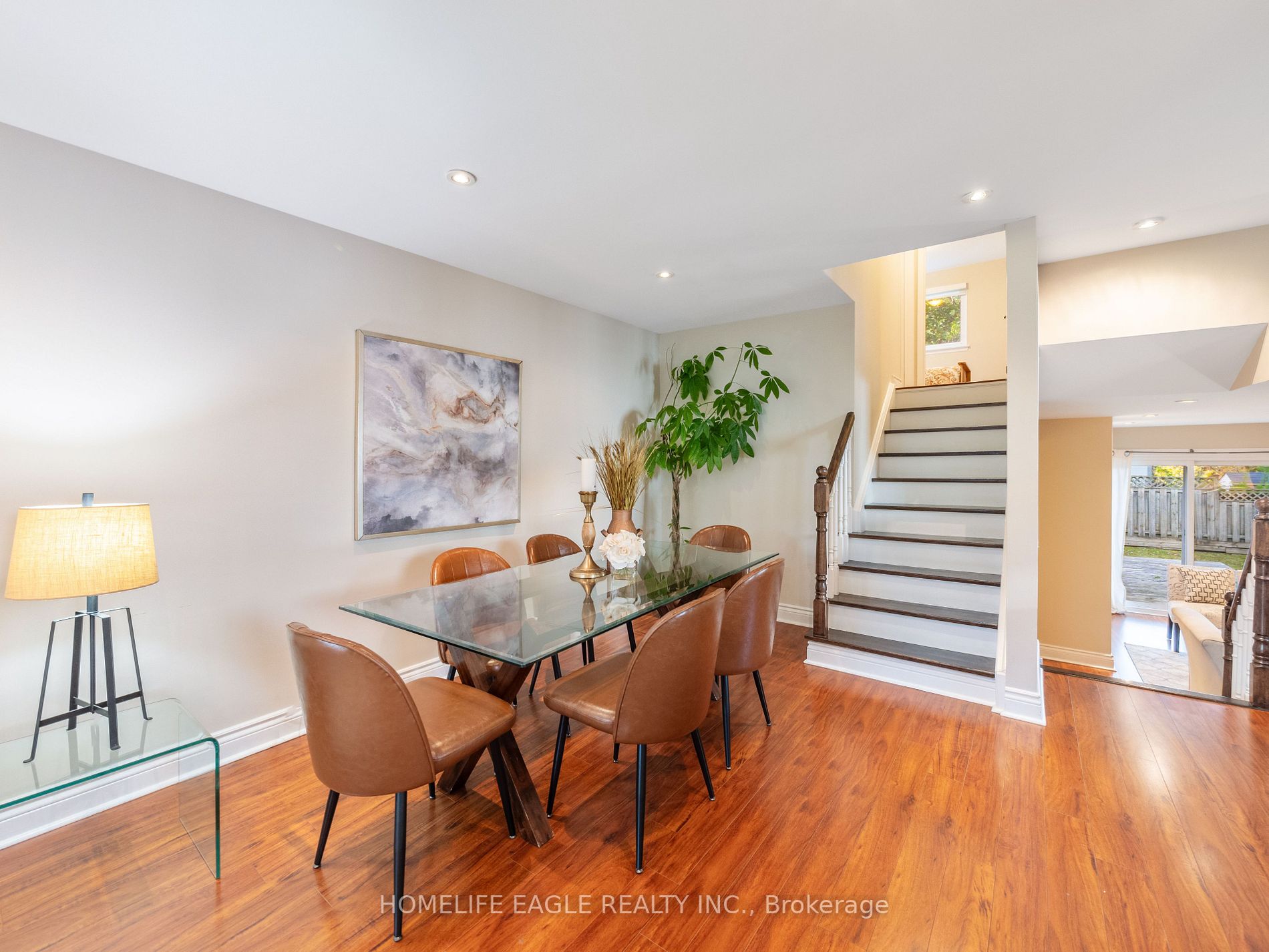 52 Lillooet Cres