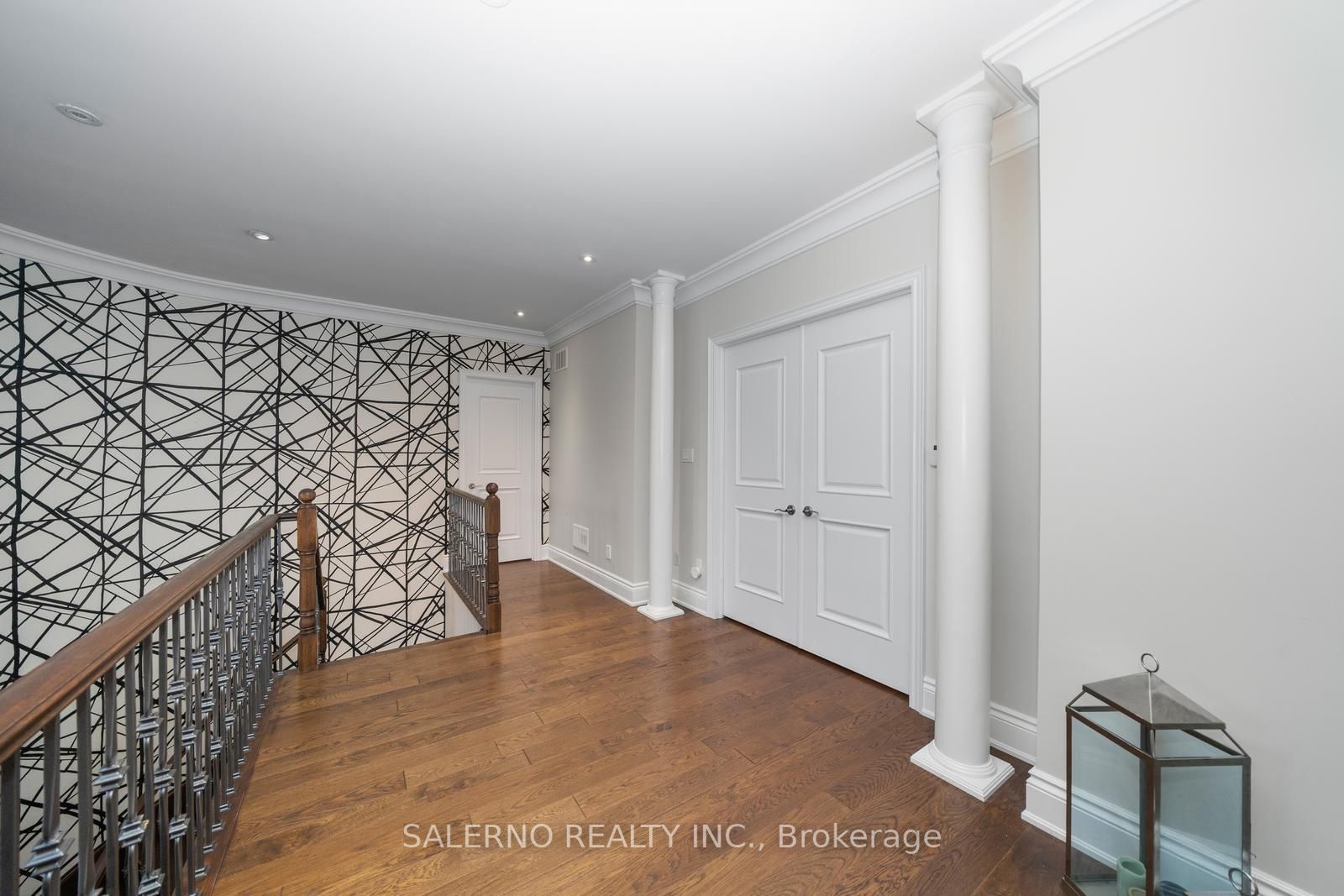 211 Grand Vellore Cres, #Upper