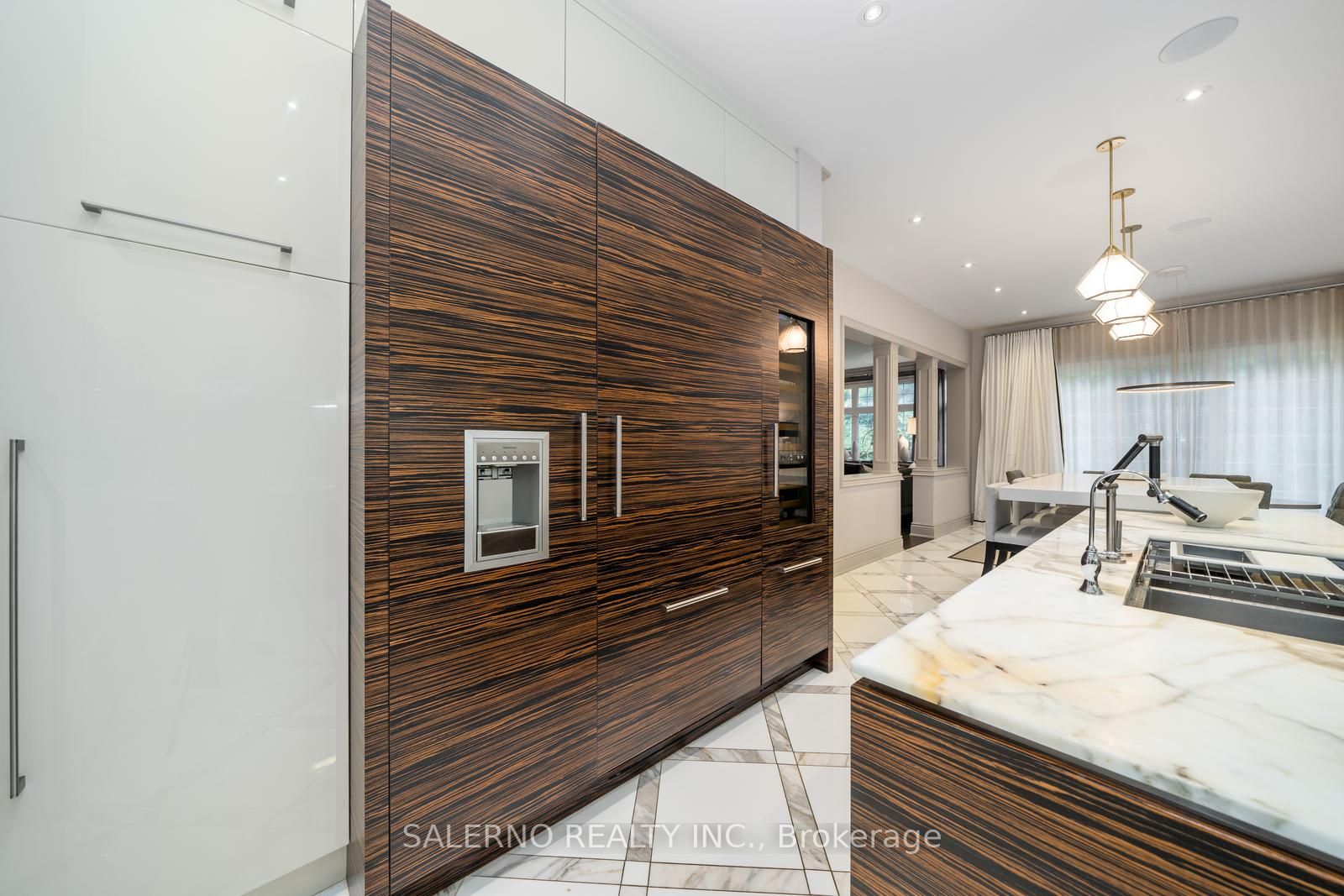 211 Grand Vellore Cres, #Upper