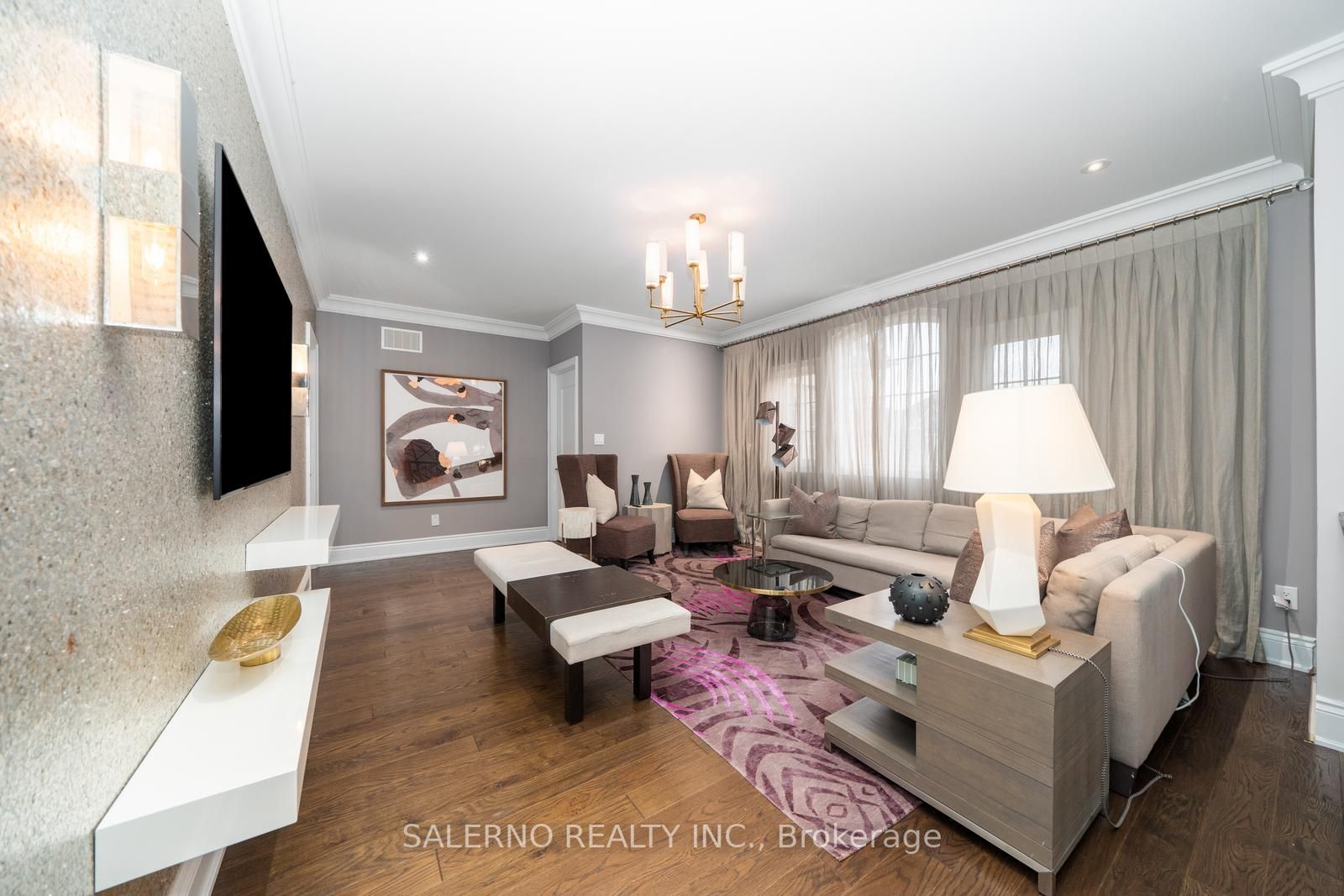 211 Grand Vellore Cres, #Upper