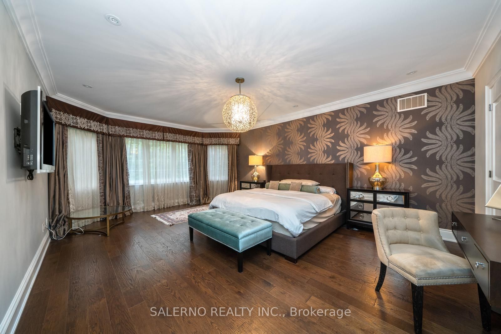 211 Grand Vellore Cres, #Upper