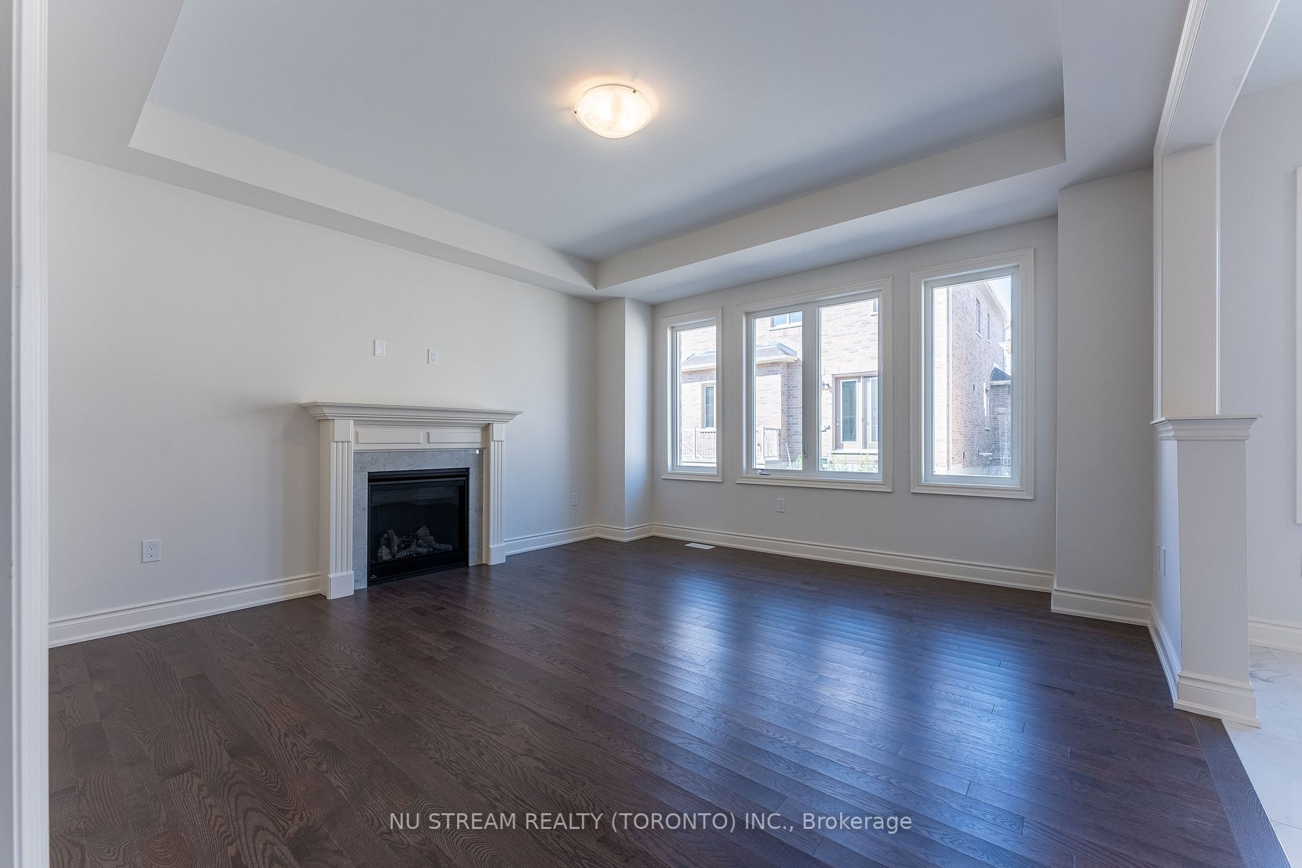 218 Fallharvest Way