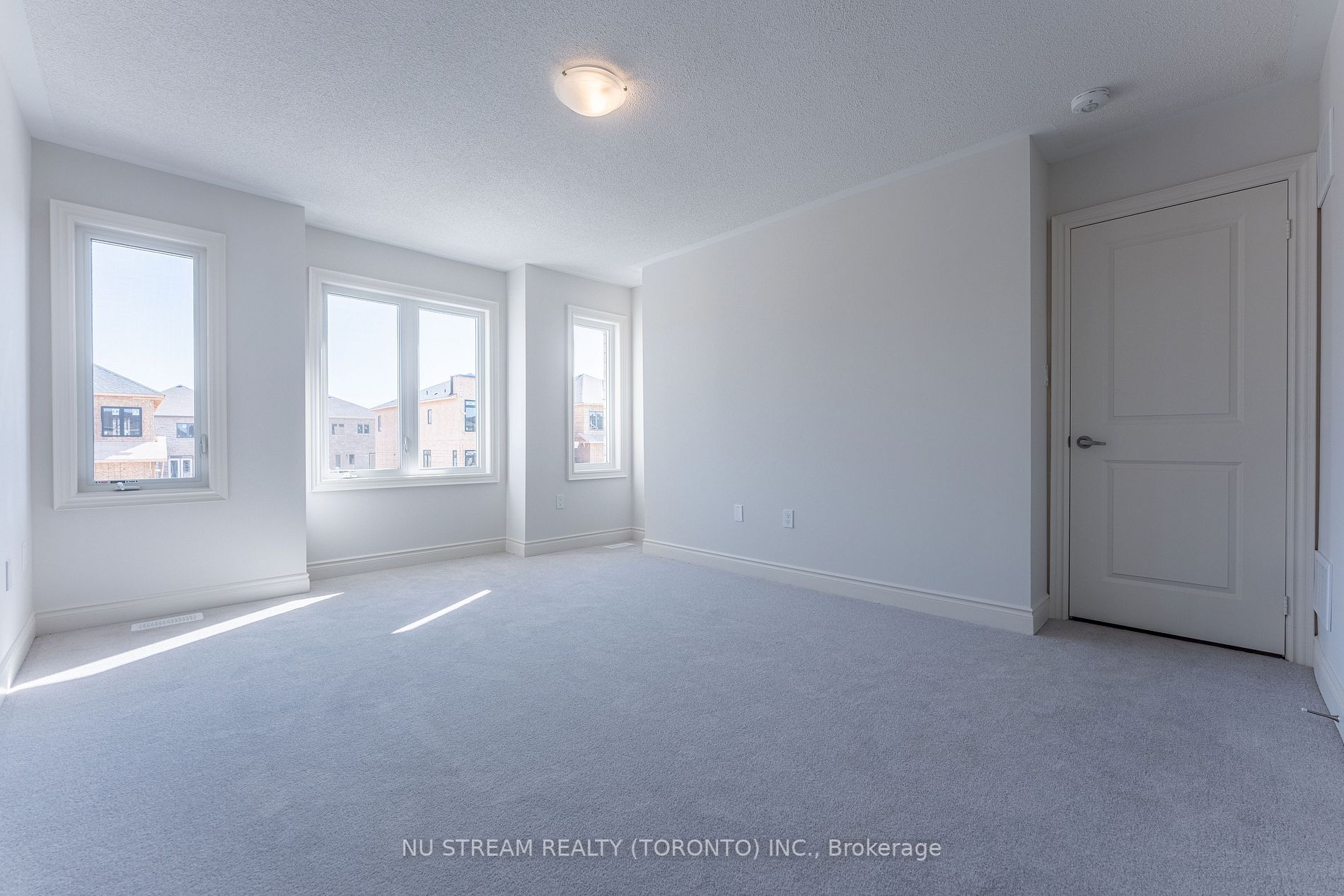 218 Fallharvest Way