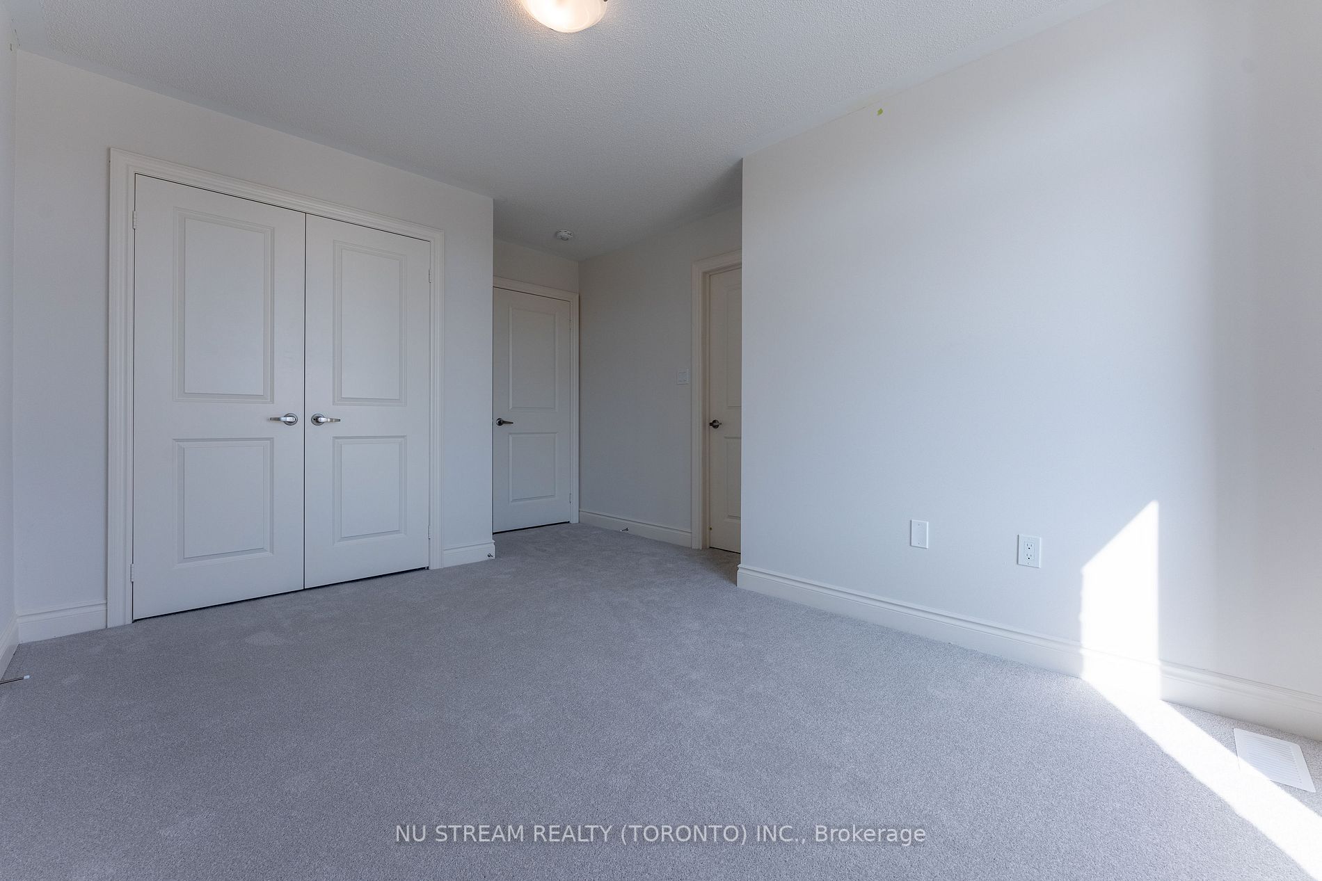 218 Fallharvest Way