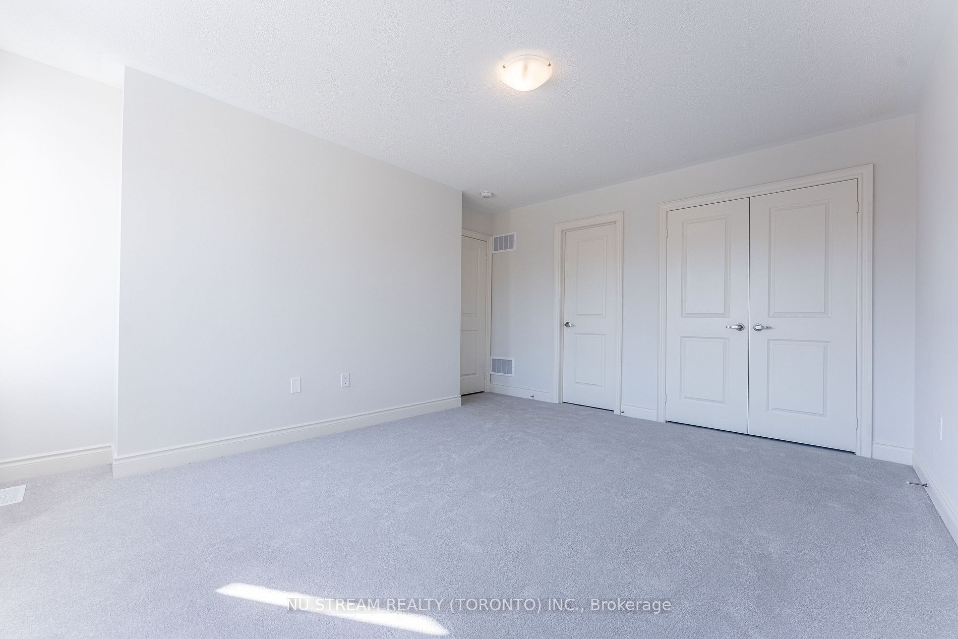 218 Fallharvest Way