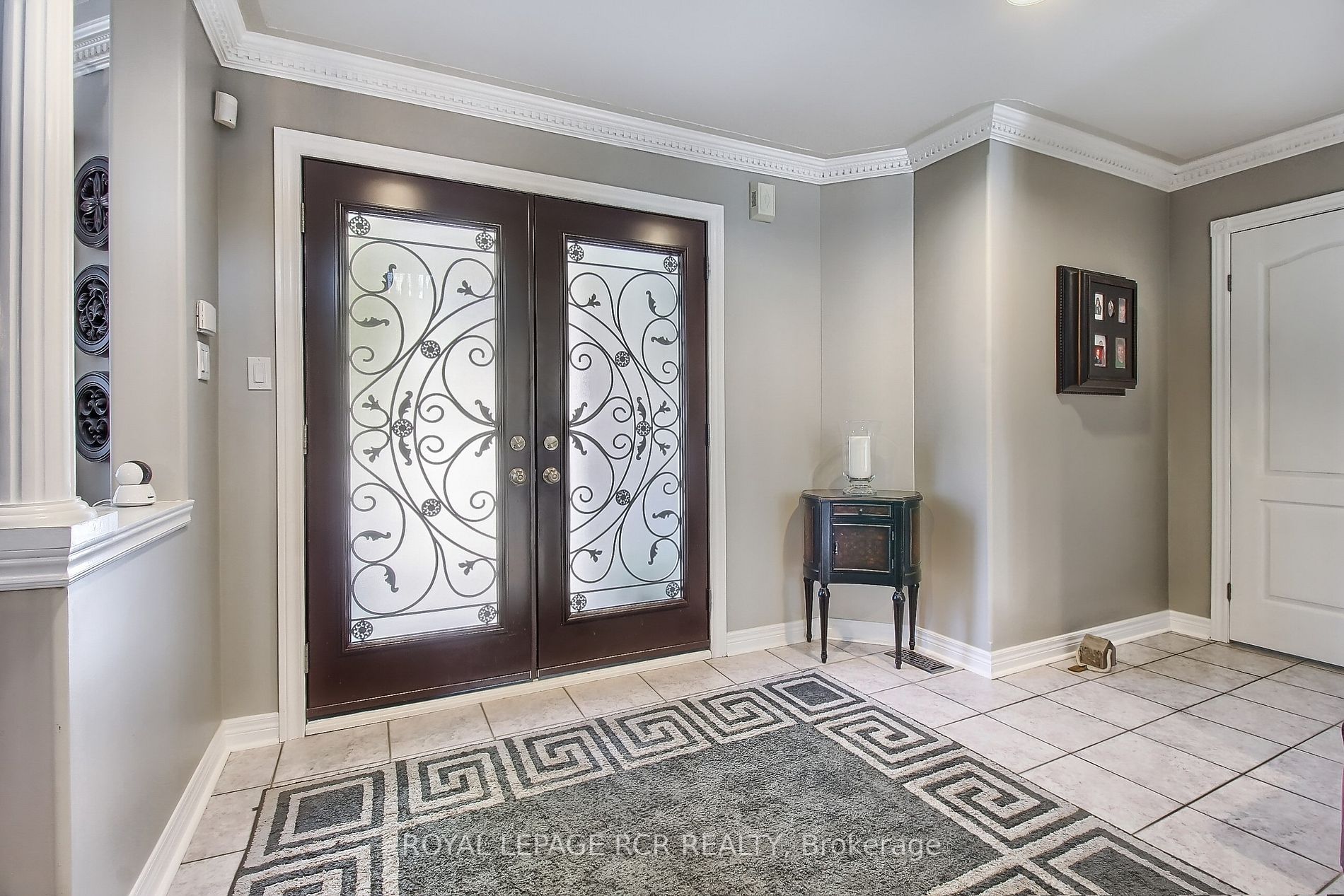 11 Saint Avenue