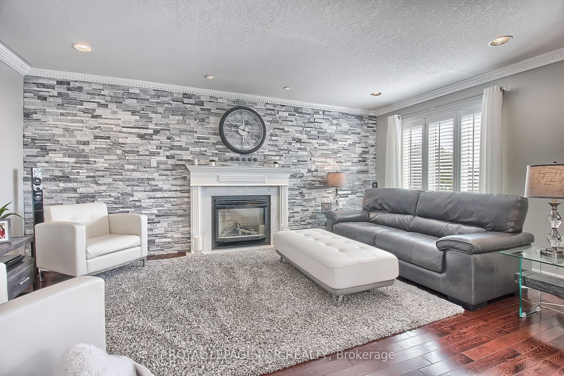 11 Saint Avenue