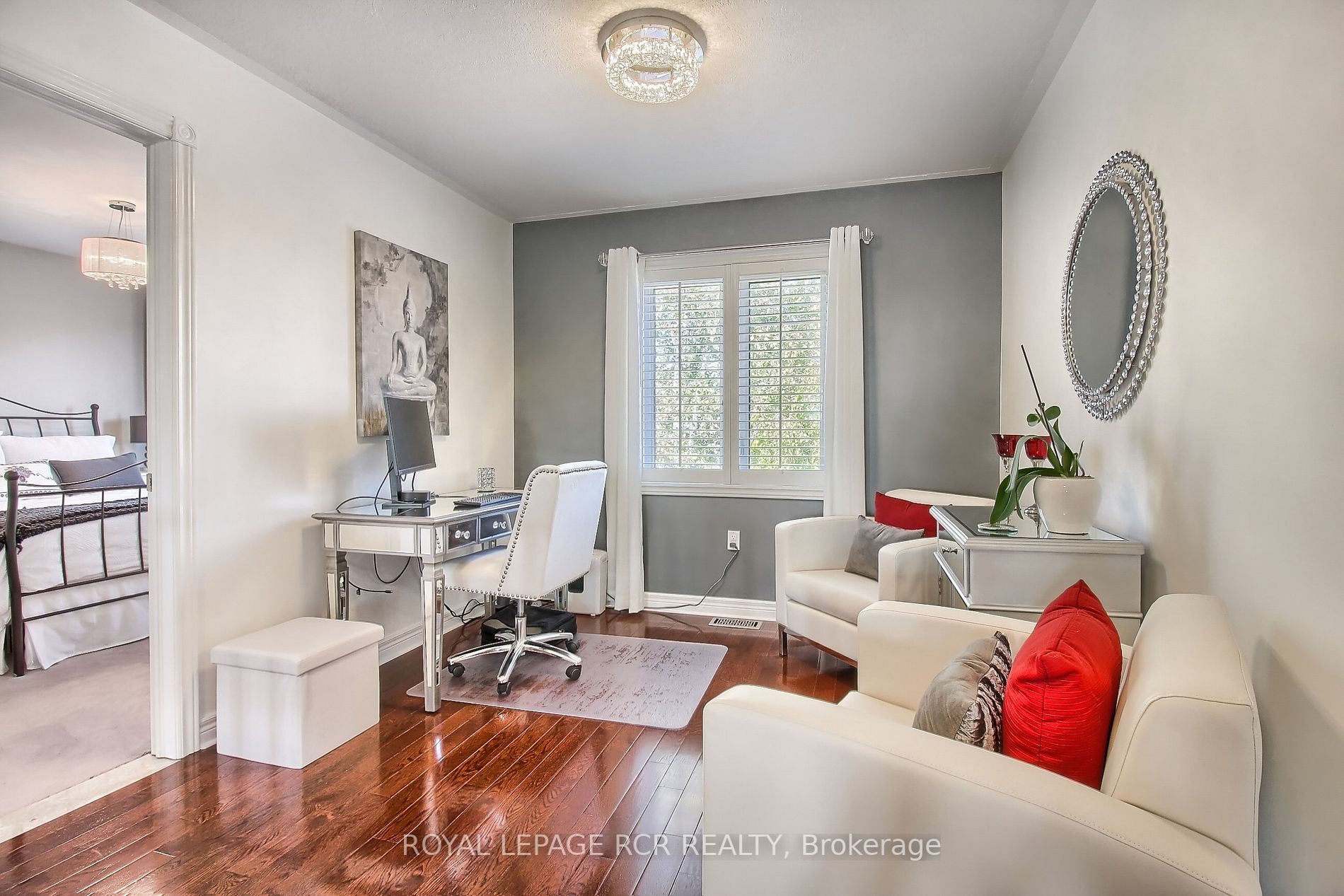 11 Saint Avenue