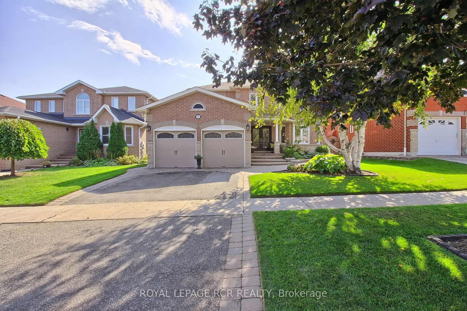 11 Saint Avenue
