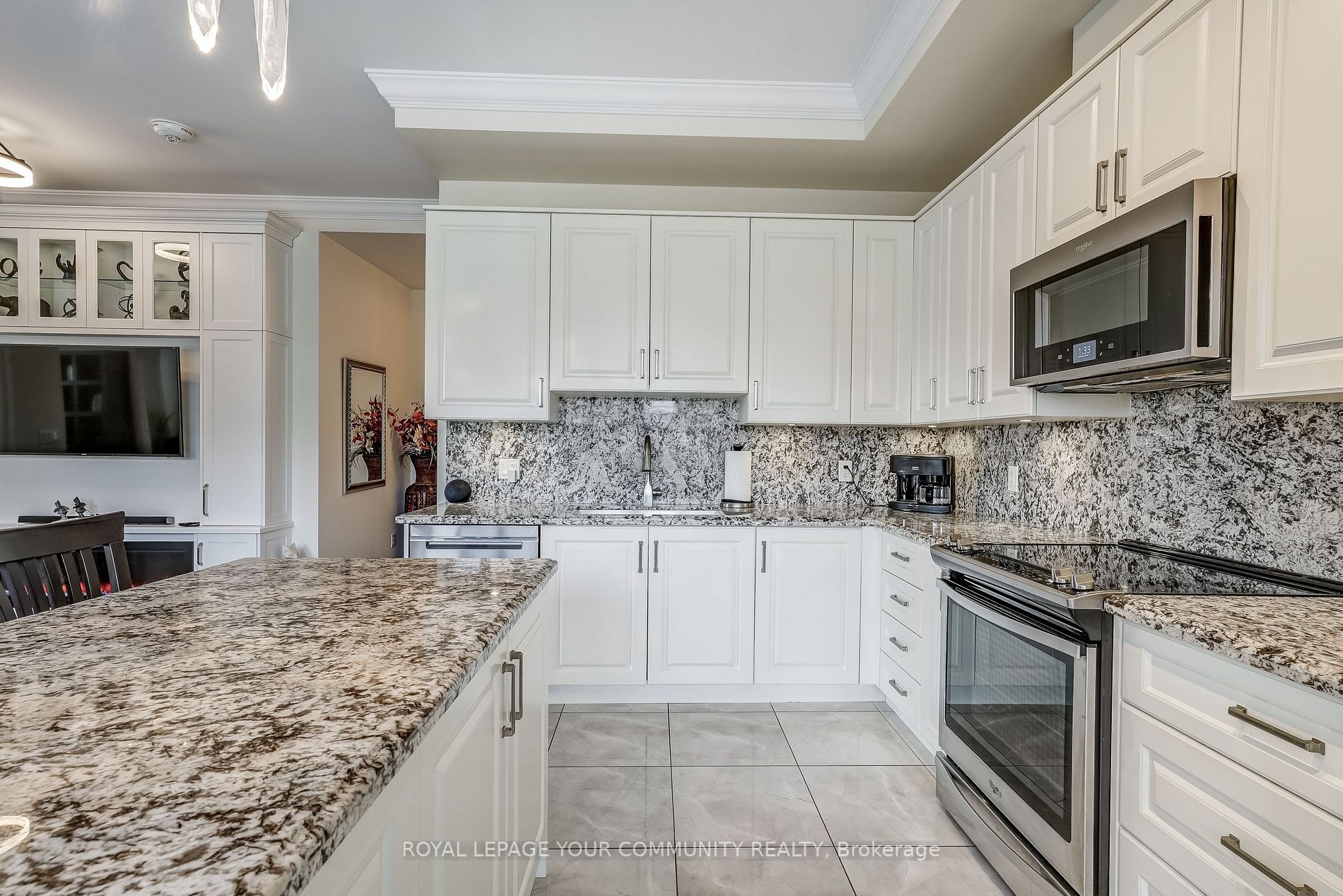 25 Baker Hill Blvd, #107