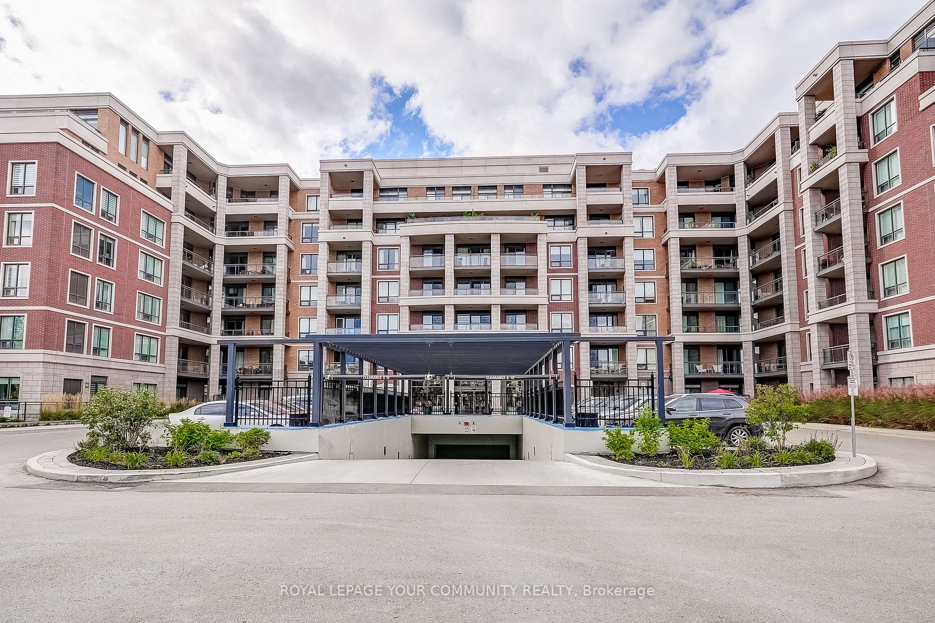 25 Baker Hill Blvd, #107