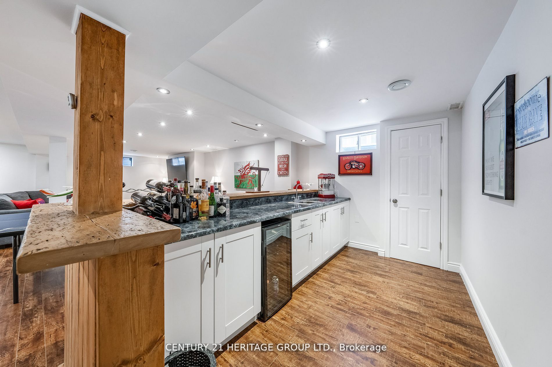 246 Jelley Ave
