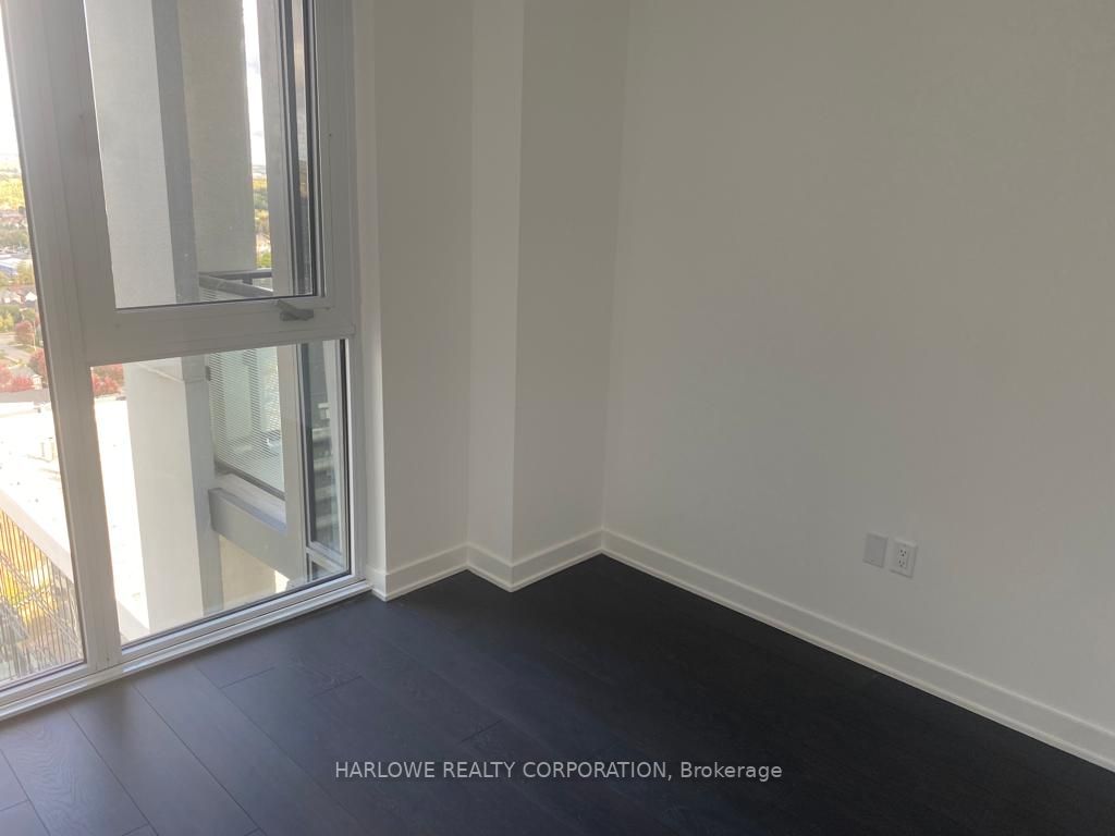 105 Oneida Cres, #2804