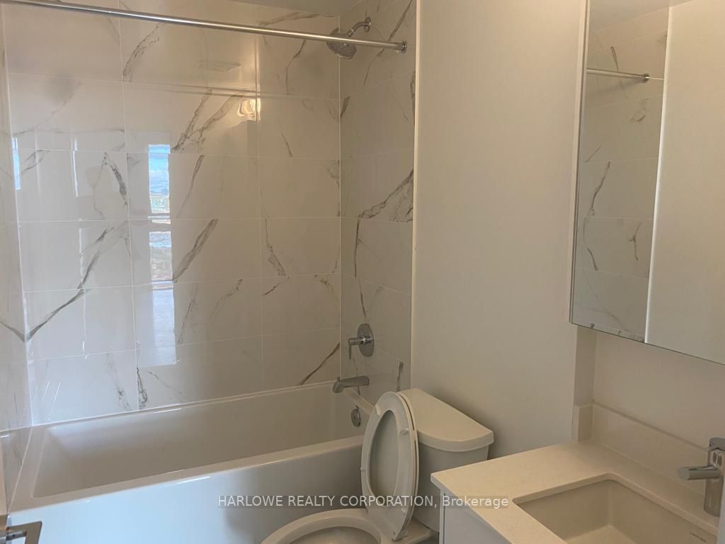 105 Oneida Cres, #2804