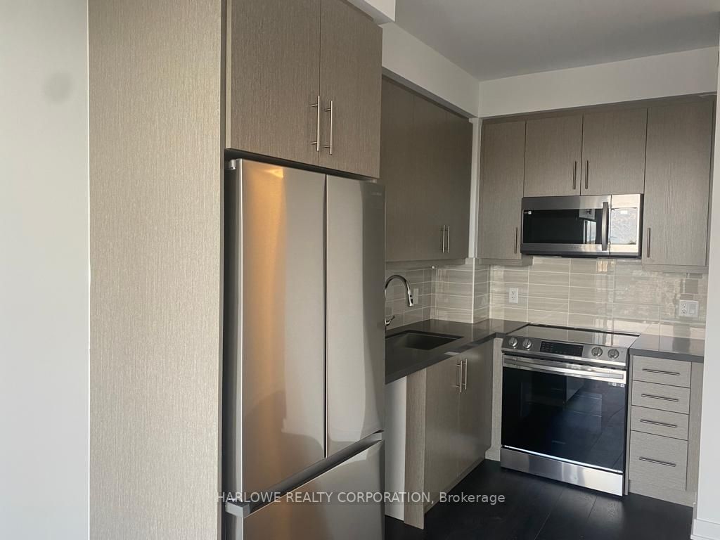 105 Oneida Cres, #2804