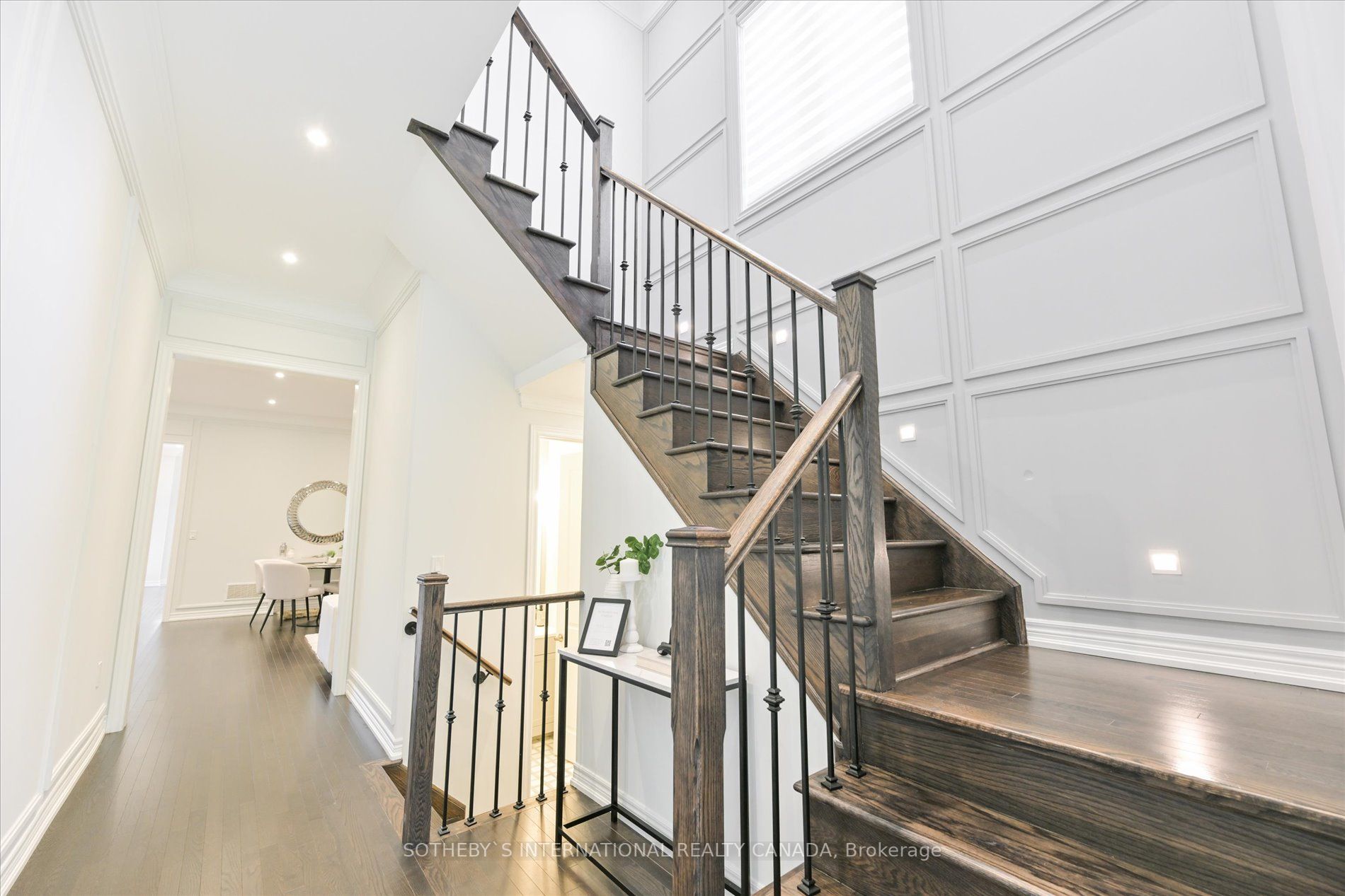 37 Manor Hampton St