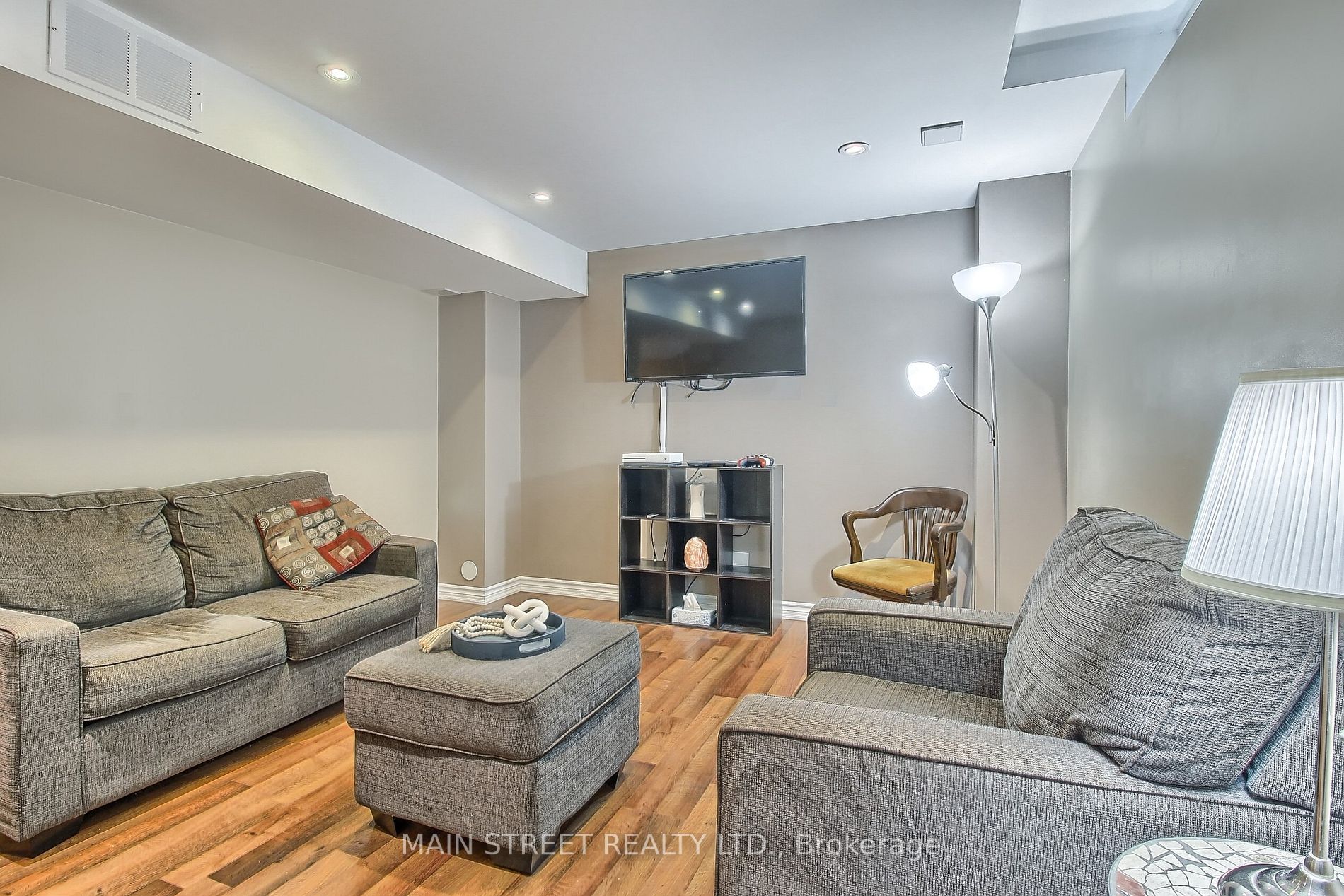 170 Flagstone Way