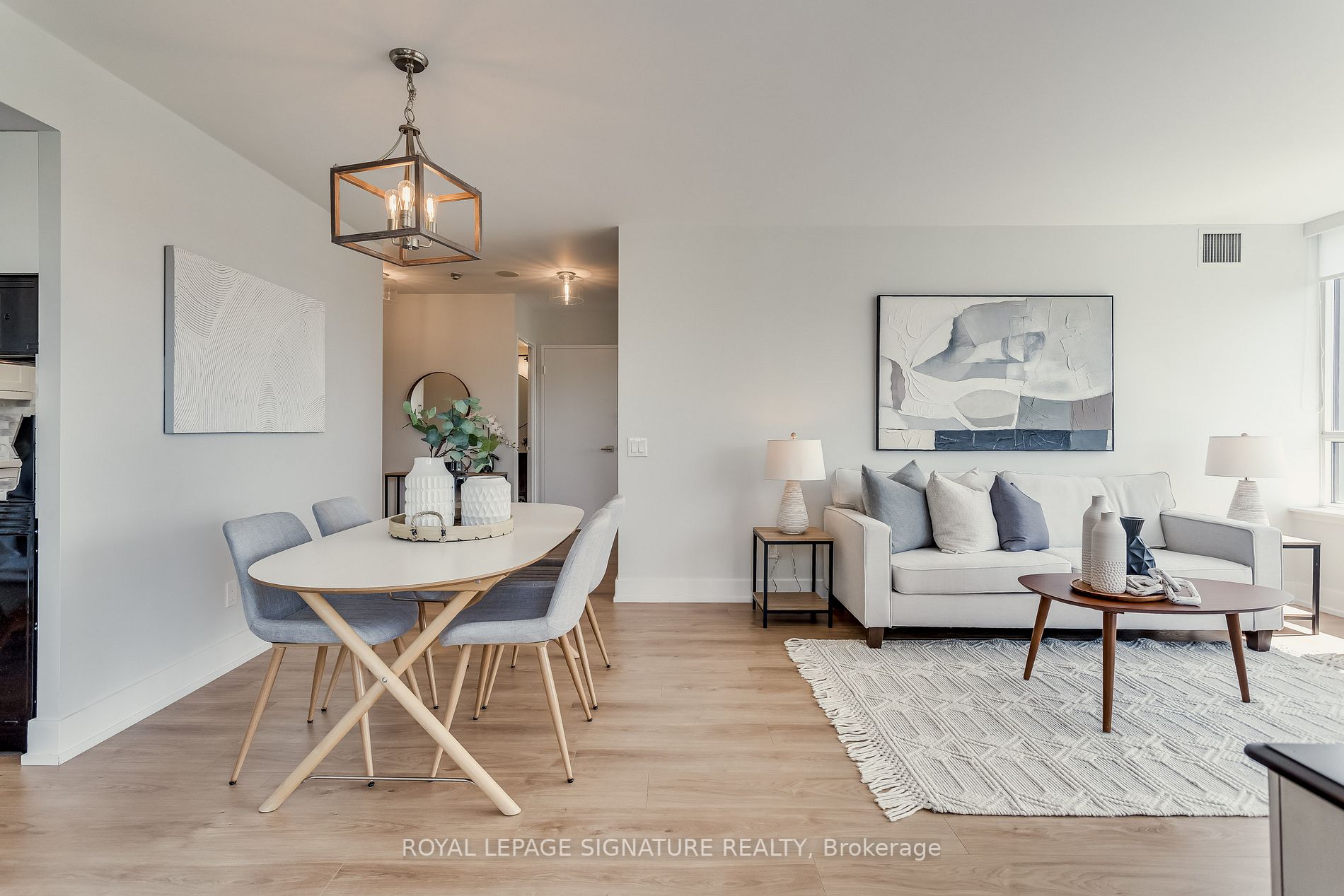 91 Townsgate Drive, #804