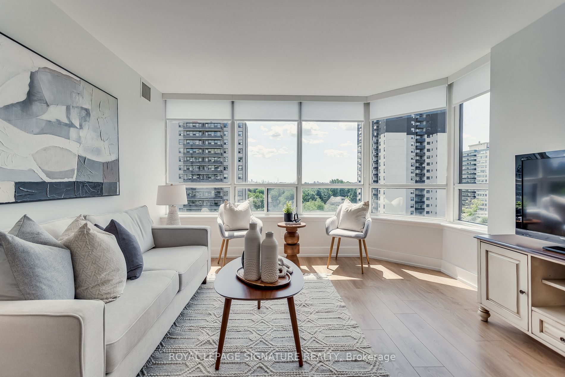 91 Townsgate Drive, #804