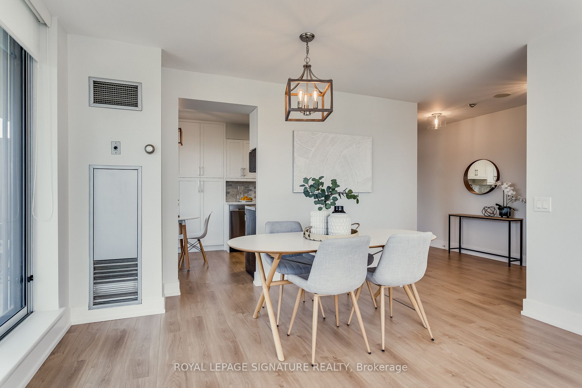 91 Townsgate Drive, #804
