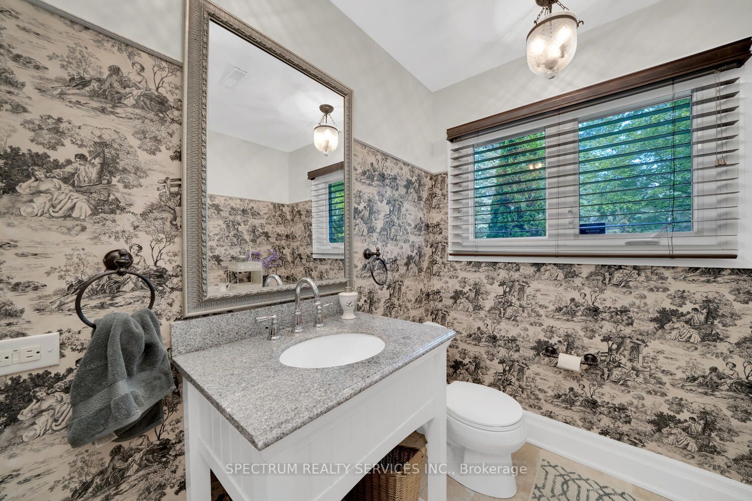 45 King View Cres