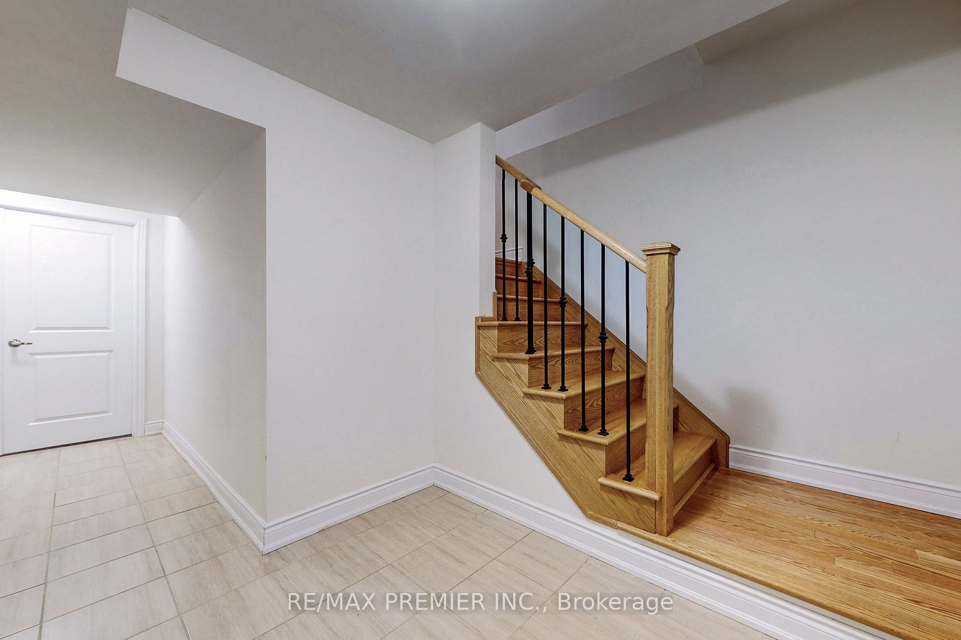 136 Stormont Tr