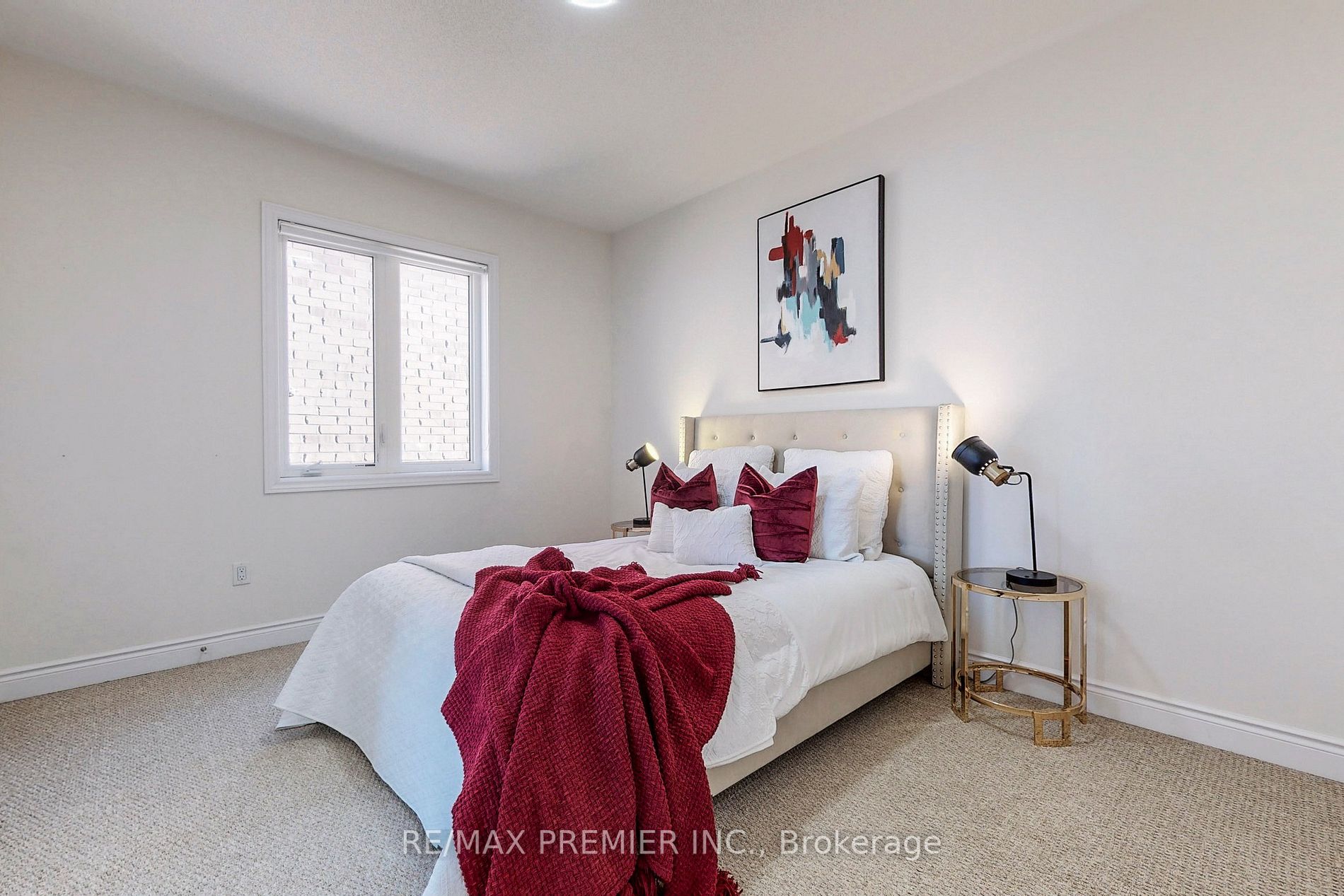136 Stormont Tr
