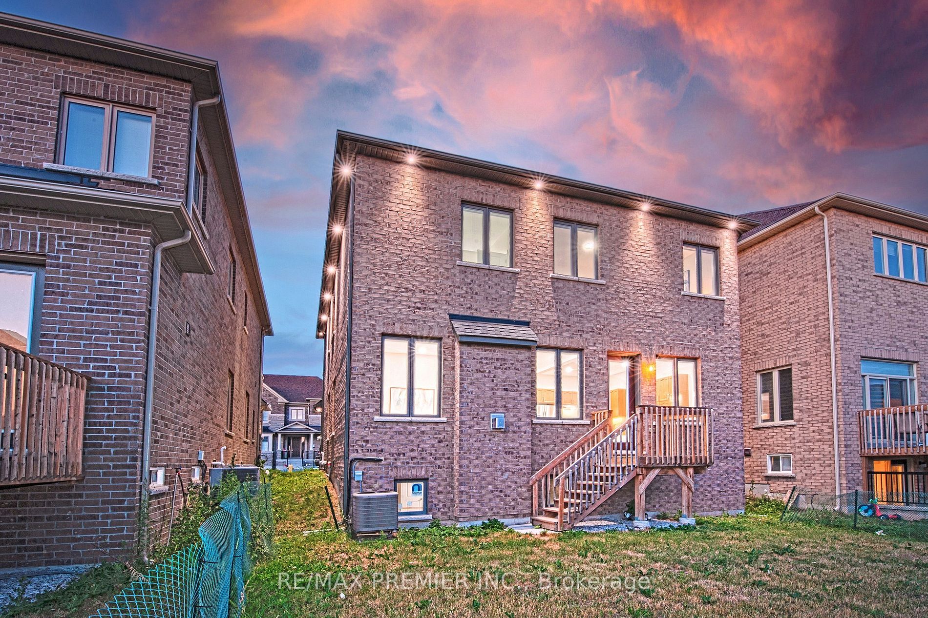 136 Stormont Tr