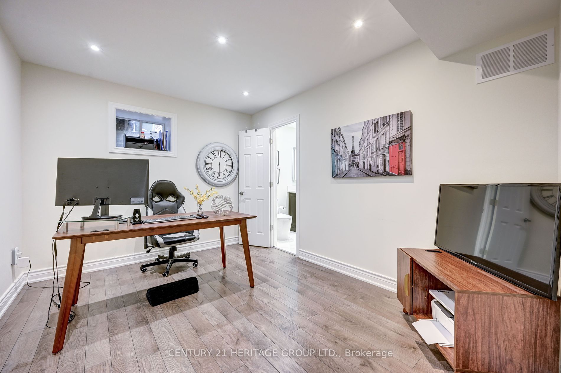 568 Elgin Mills Rd W