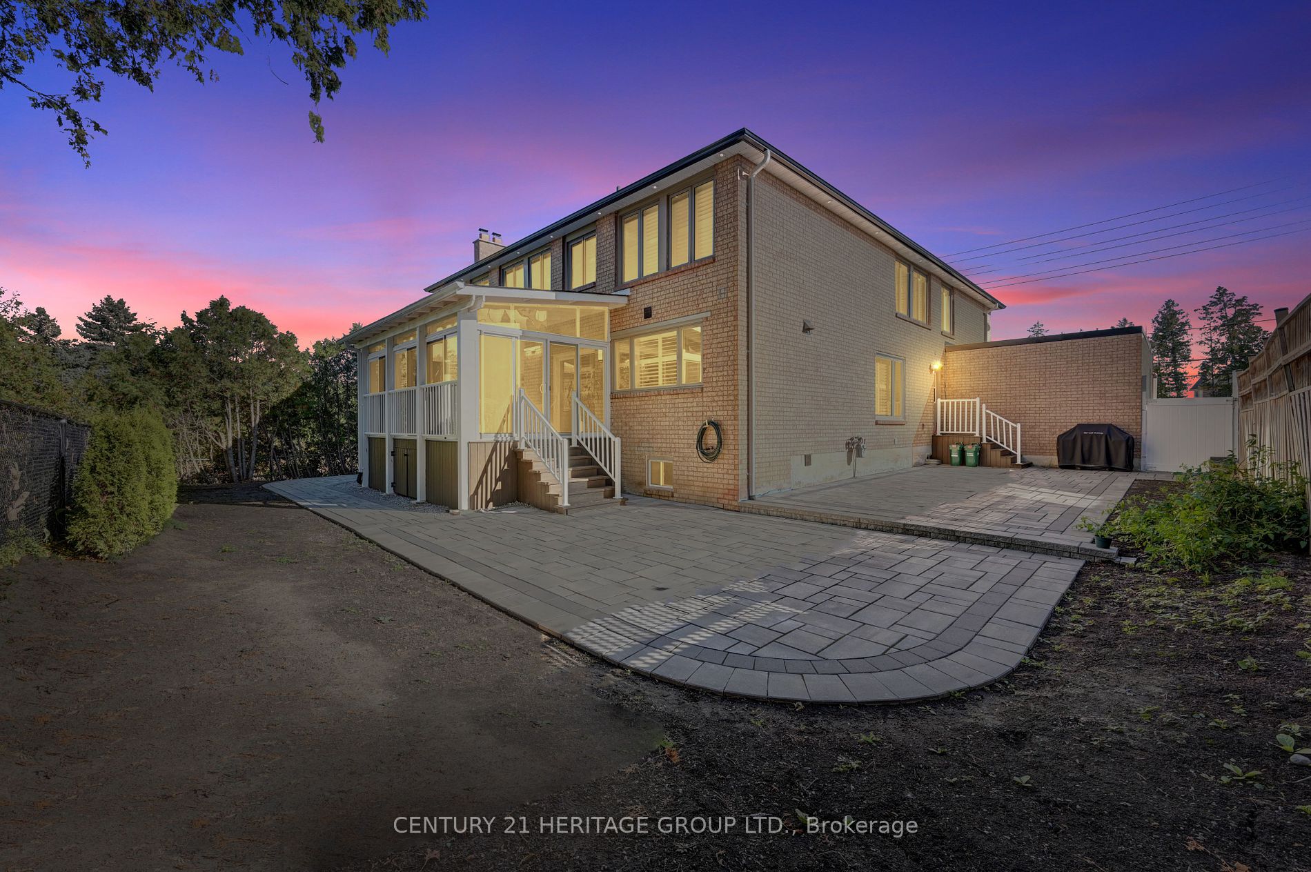 568 Elgin Mills Rd W
