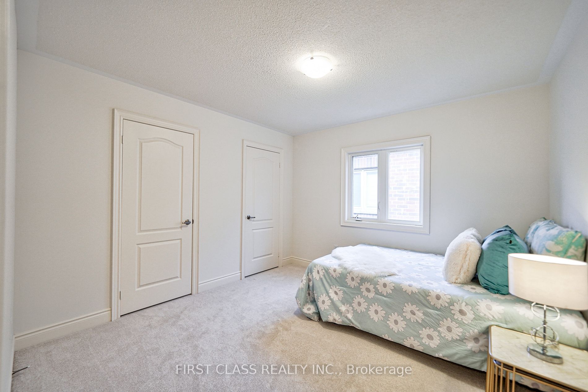 88 Suttonrail Way