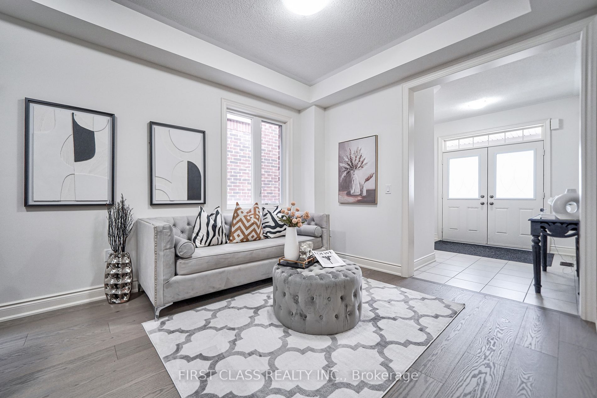 88 Suttonrail Way