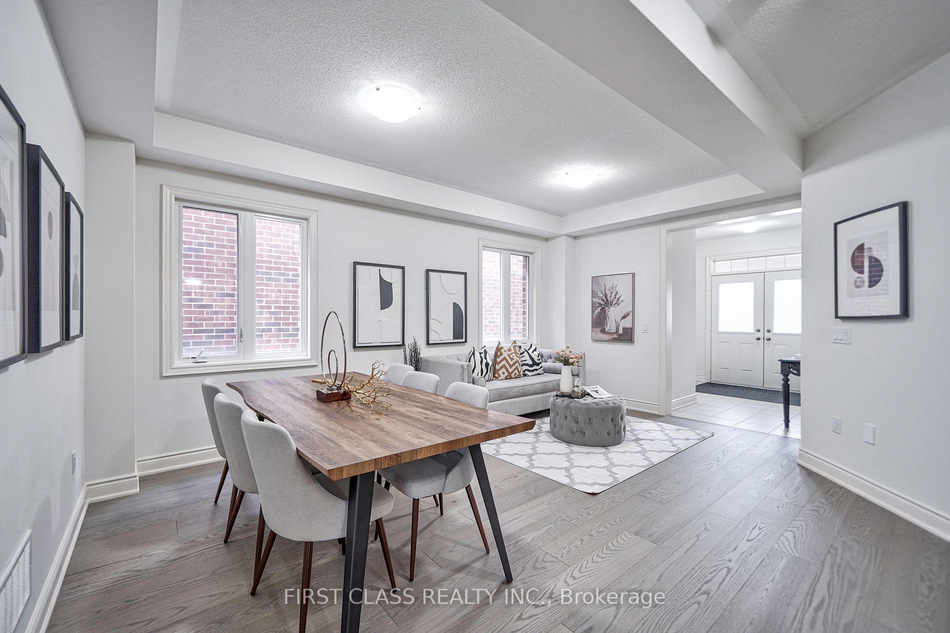 88 Suttonrail Way