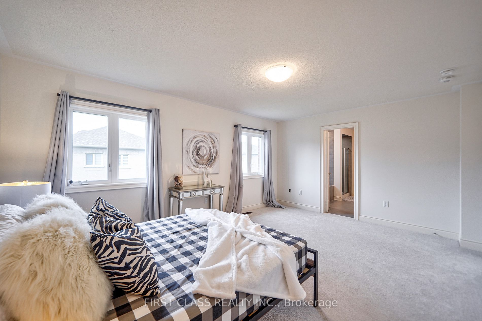 88 Suttonrail Way