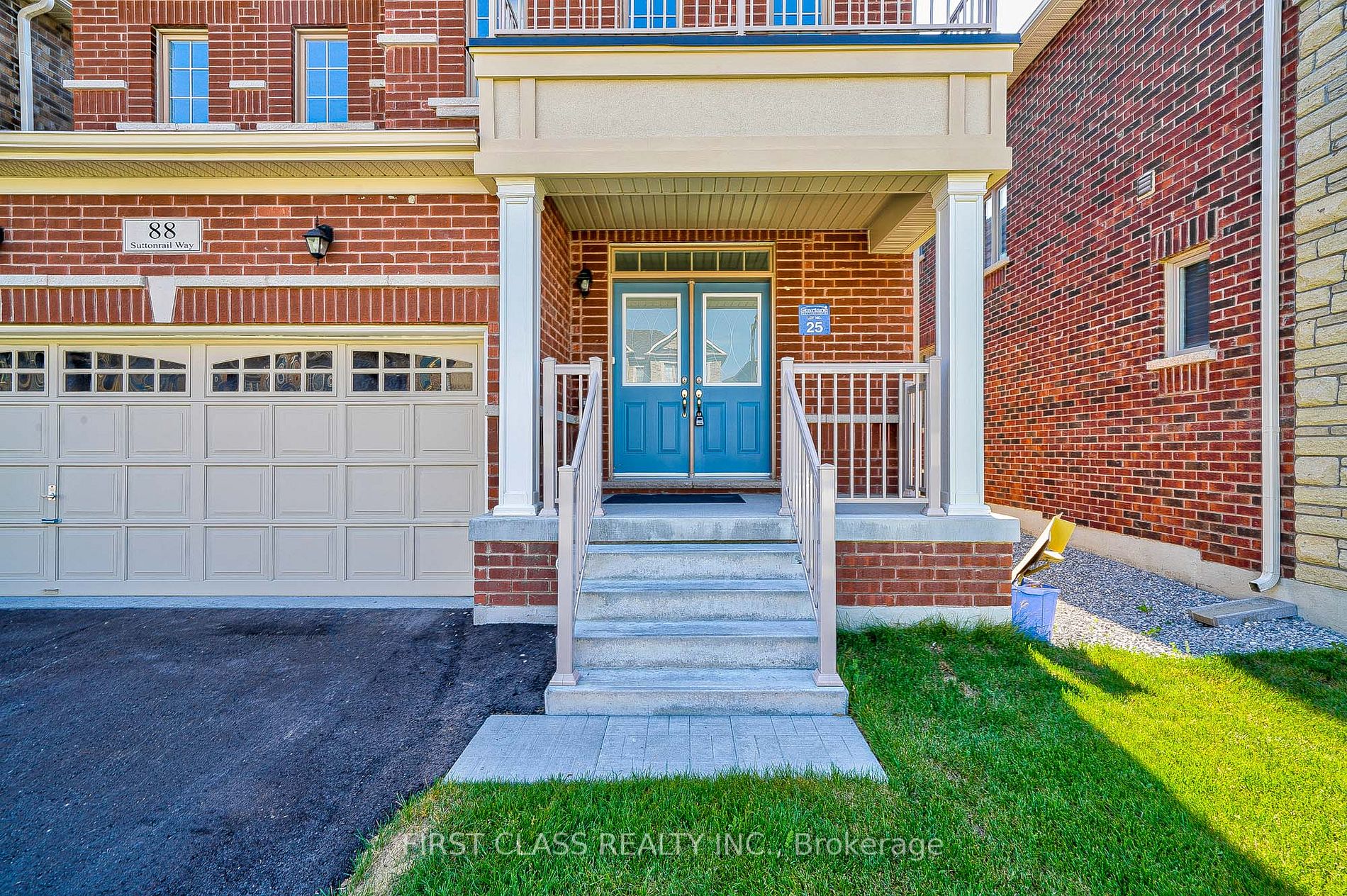 88 Suttonrail Way