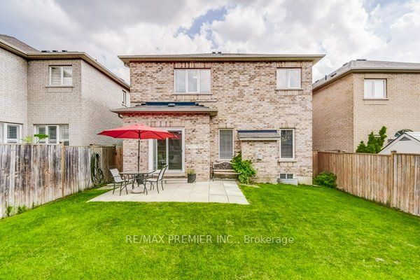305 Lauderdale Dr