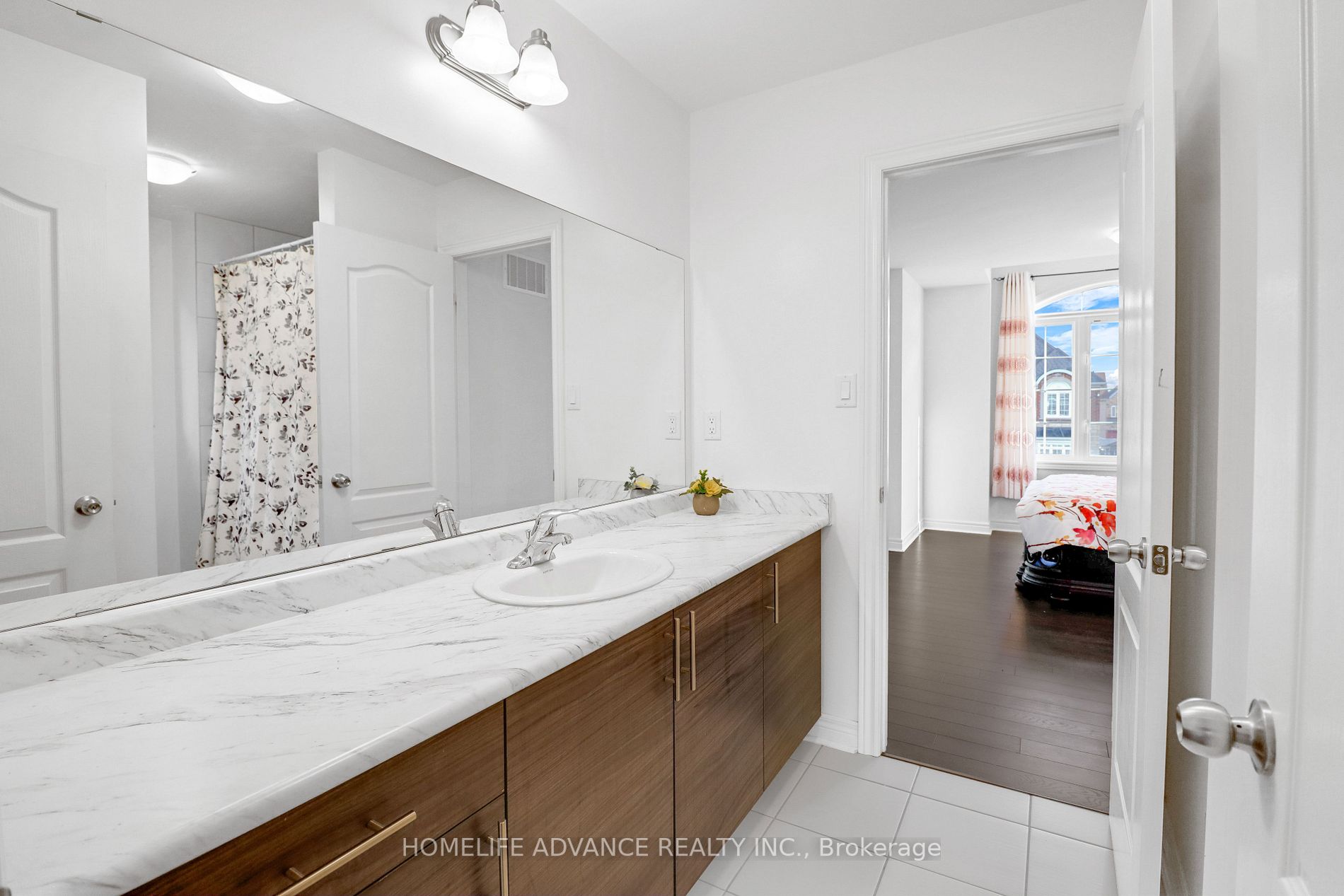 8 Citrine Drive