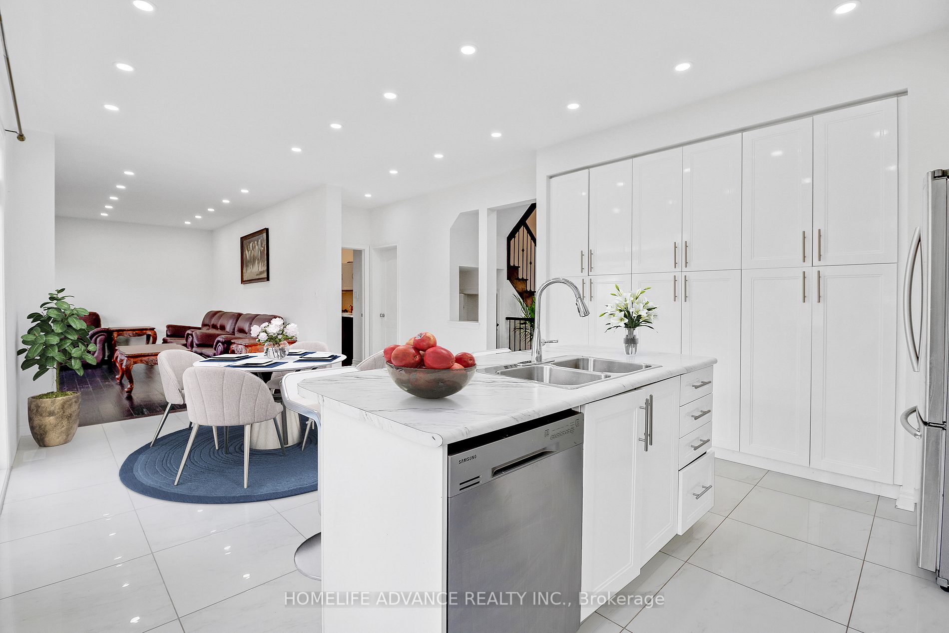 8 Citrine Drive