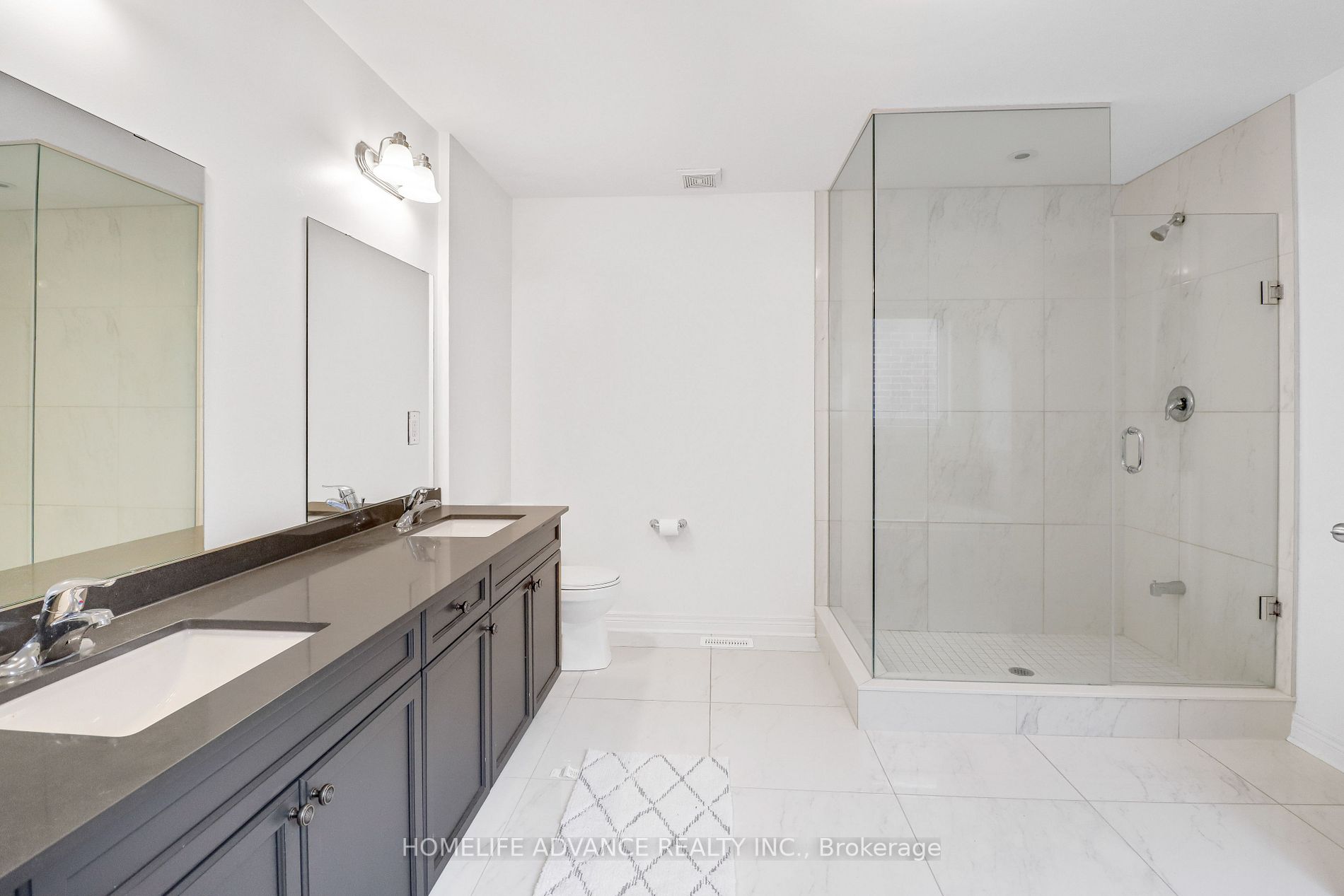 8 Citrine Drive
