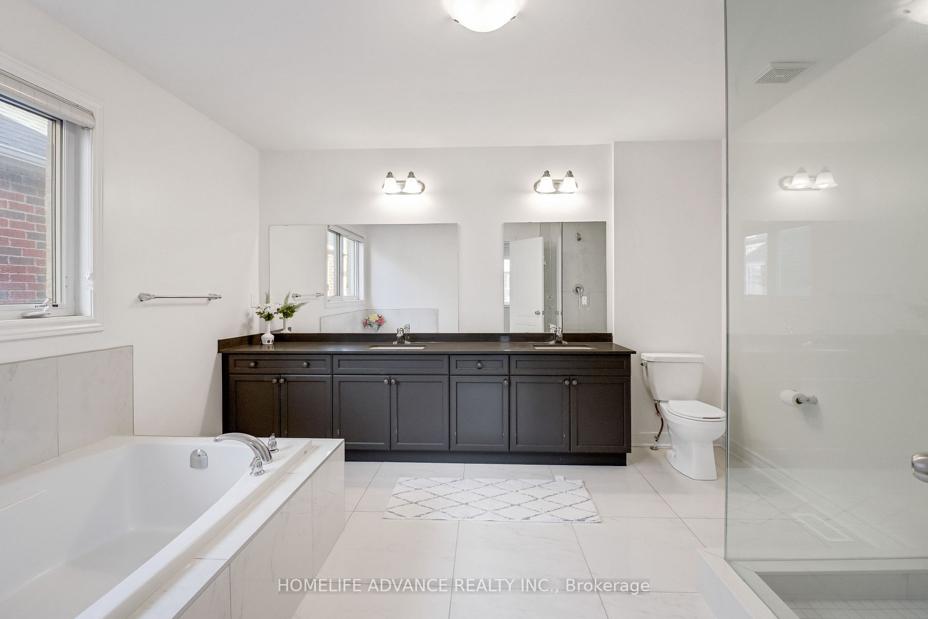 8 Citrine Drive