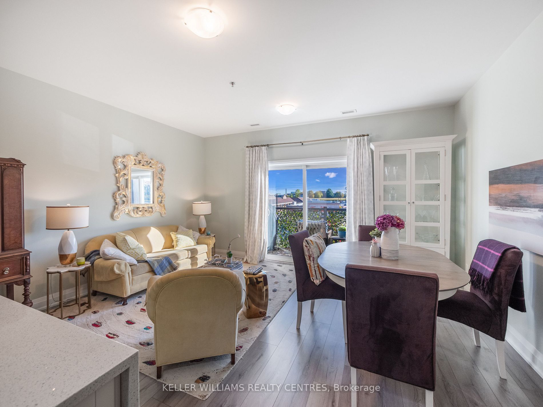 43 Dale Dr, #206