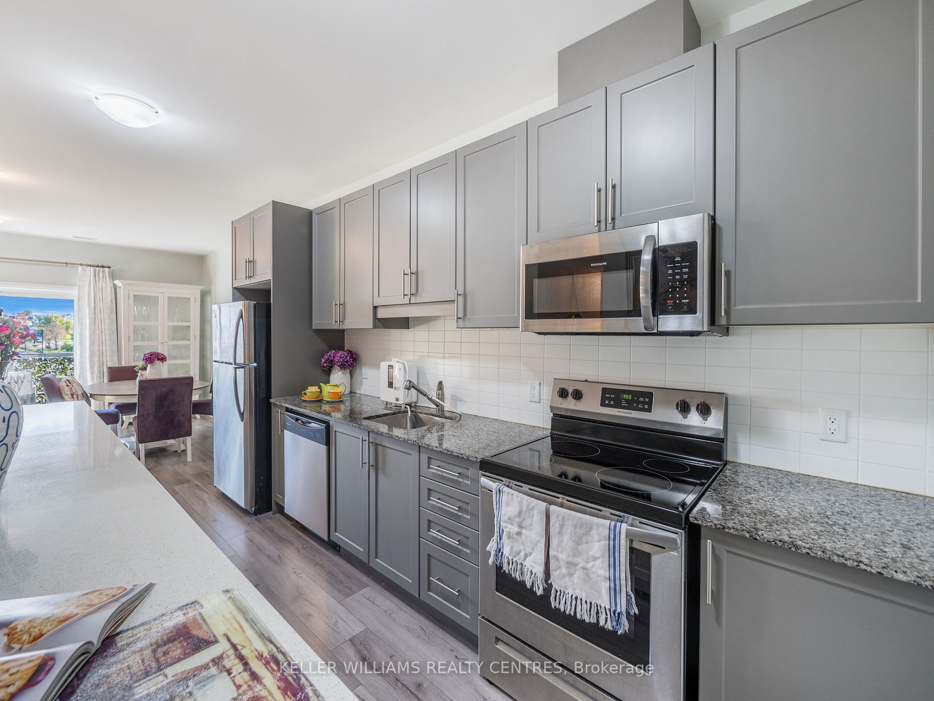 43 Dale Dr, #206