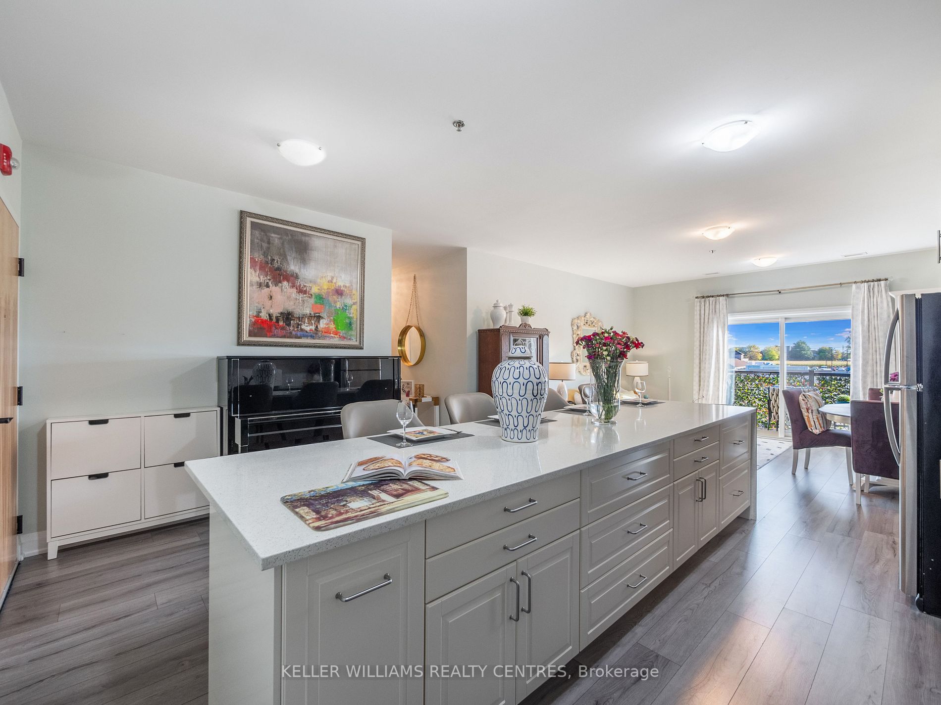 43 Dale Dr, #206