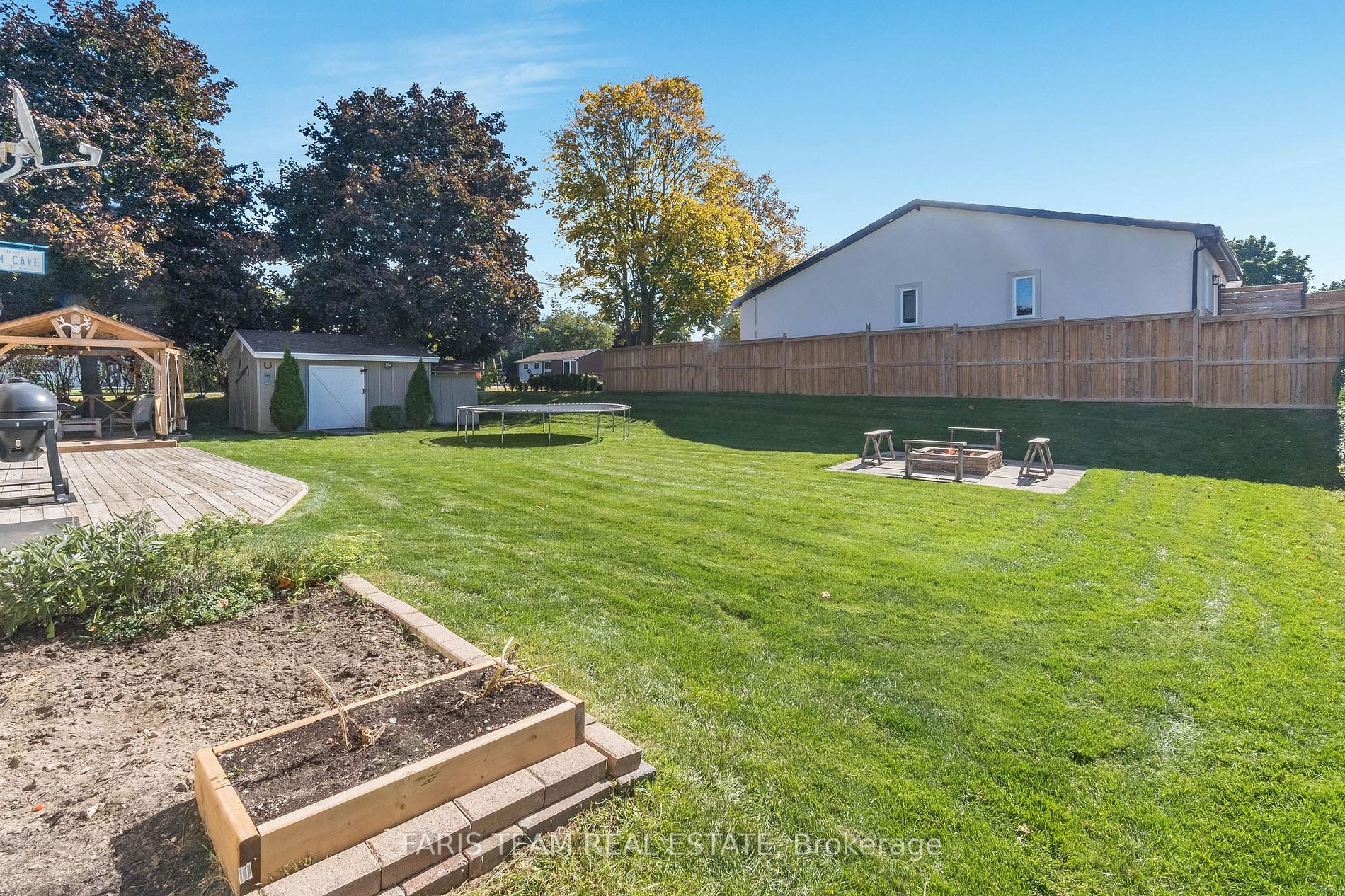 2 Cerswell Dr