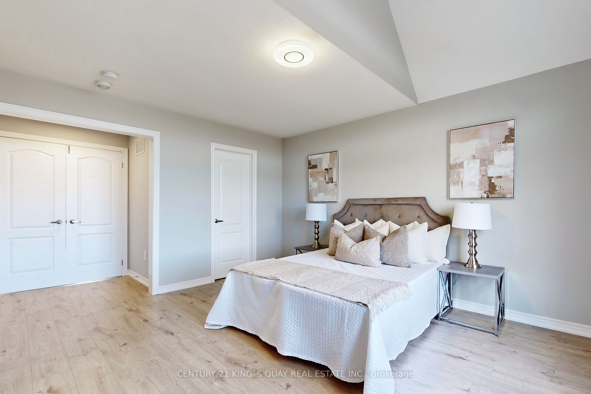 111 Beechborough Cres