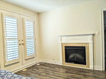 20 Upper Duke Cres N