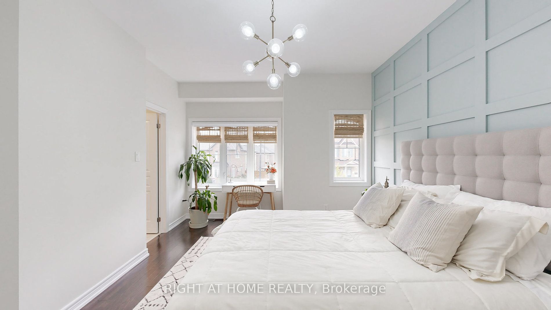 2 Elderslie Cres