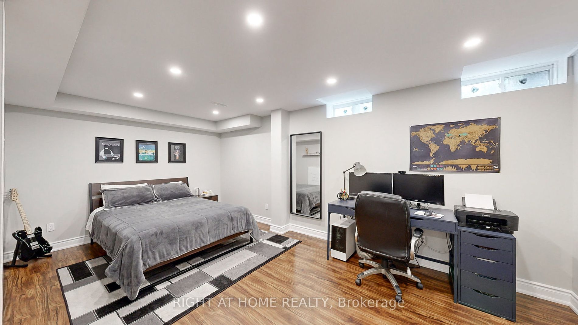 2 Elderslie Cres