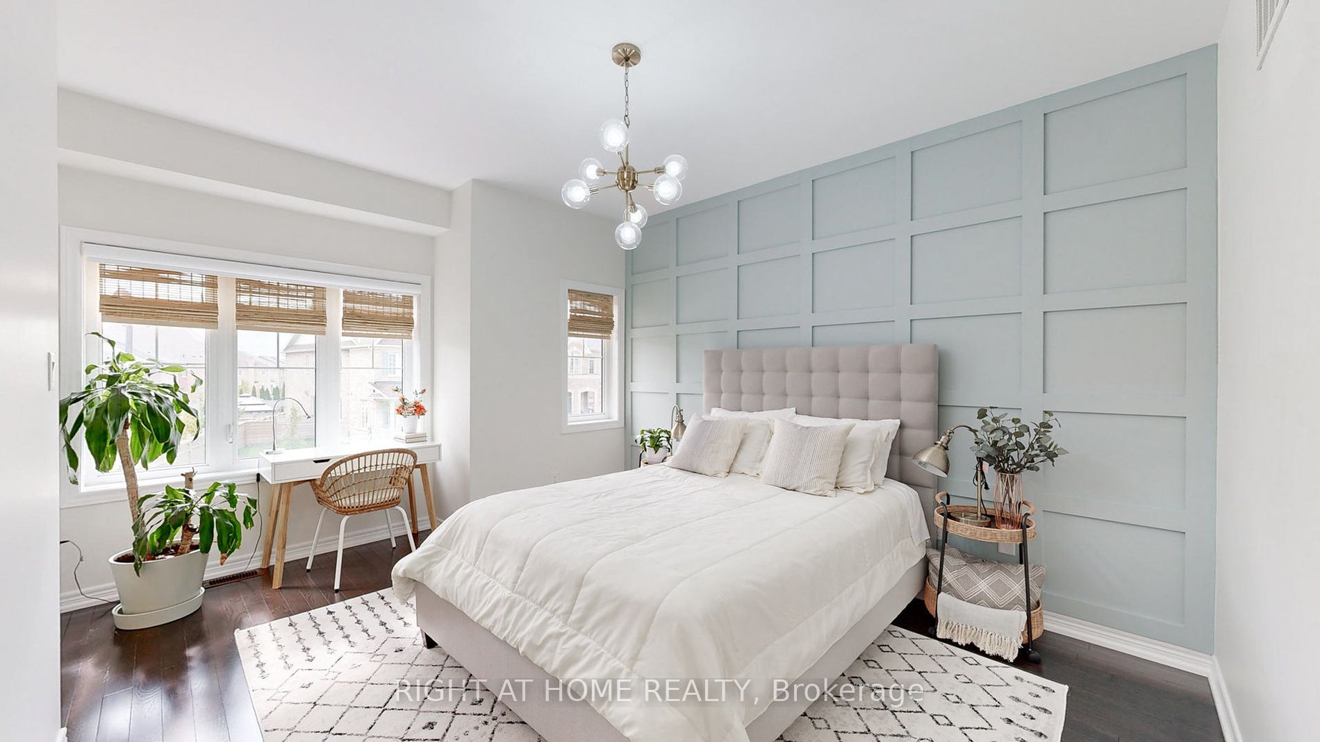 2 Elderslie Cres