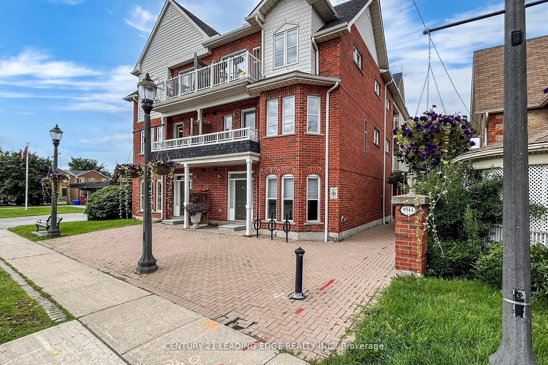 9944 Keele St, #108